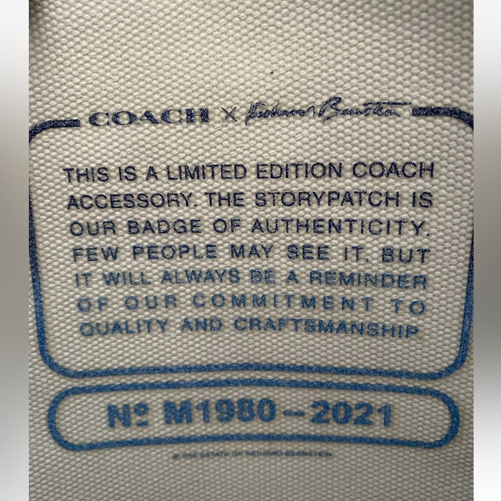 Coach Richard Bernstein Pouch 32 with Michael J. Fox
Back to the Future - Picture 8 of 9